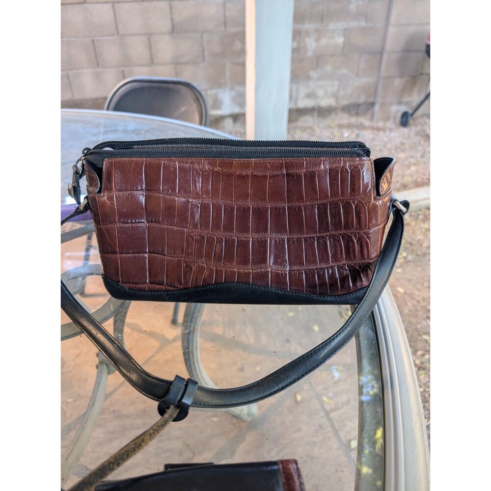 brighton brown leather shoulder bag with two wallets - Picture 6 of 7